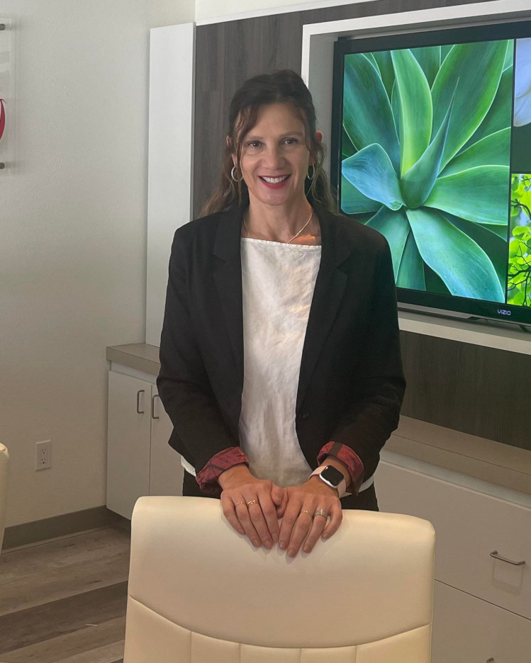 Contact Dr. Torres - Smile Dental
